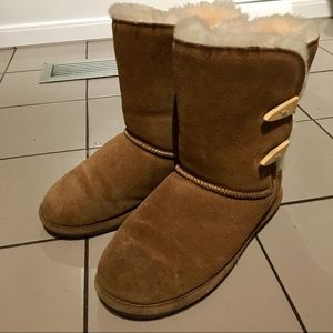 UGG STYLE BOOTS BY BEARPAW